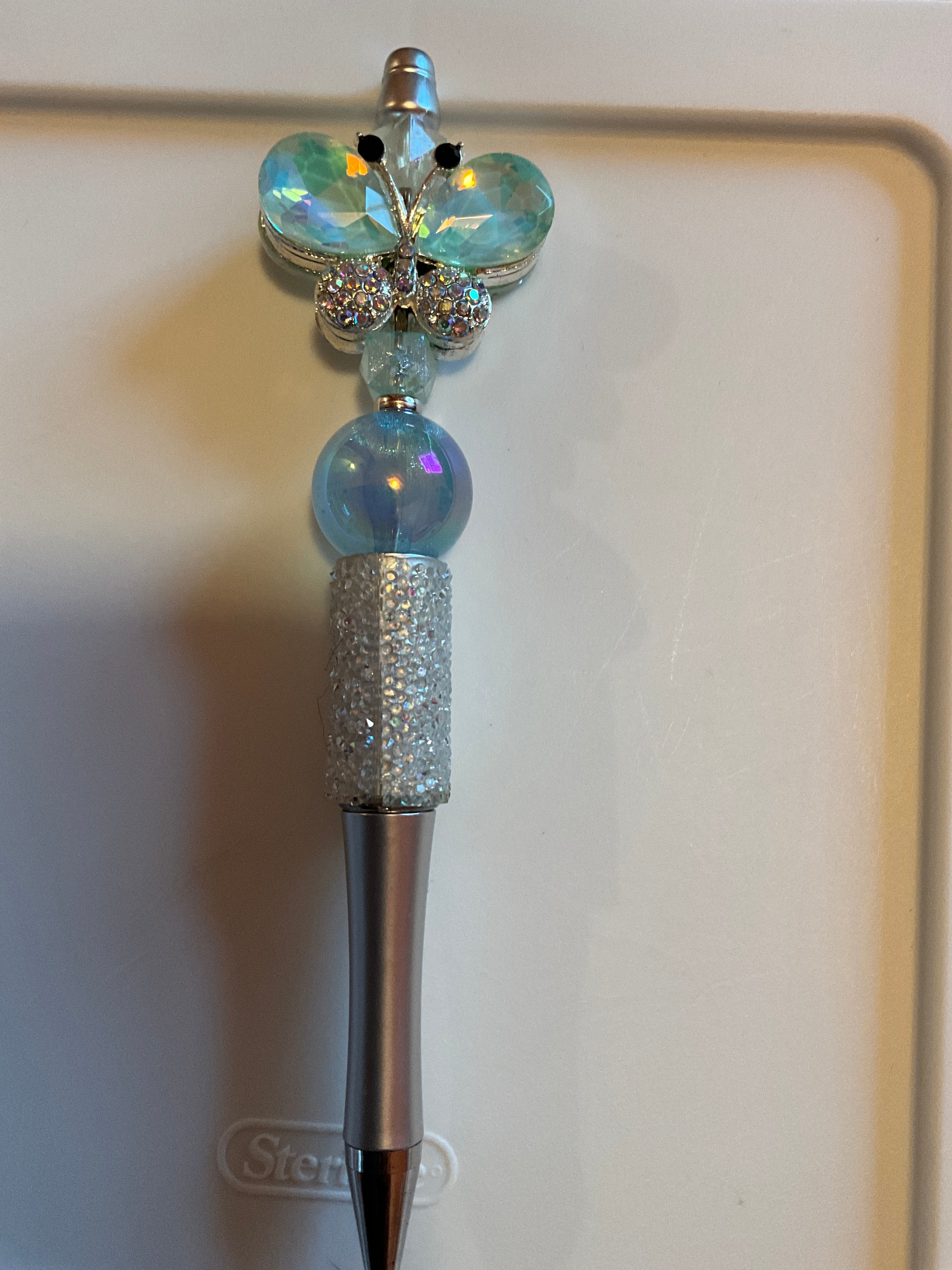 Butterfly pen