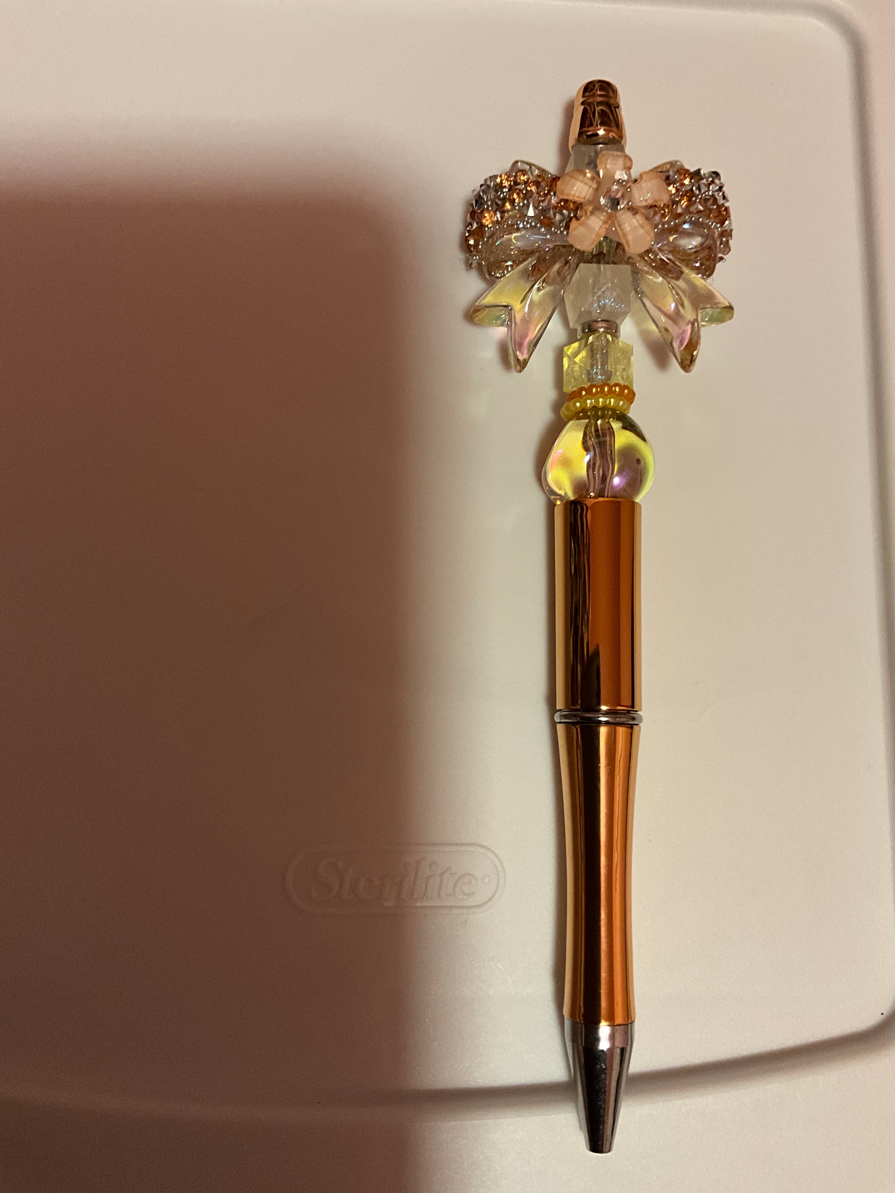 Bow pens lot of 5