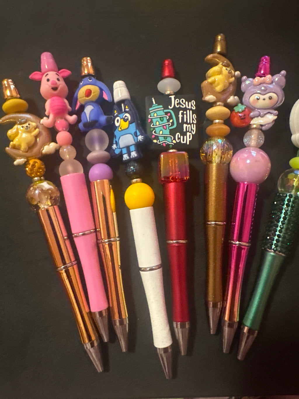 Cute pens claim live