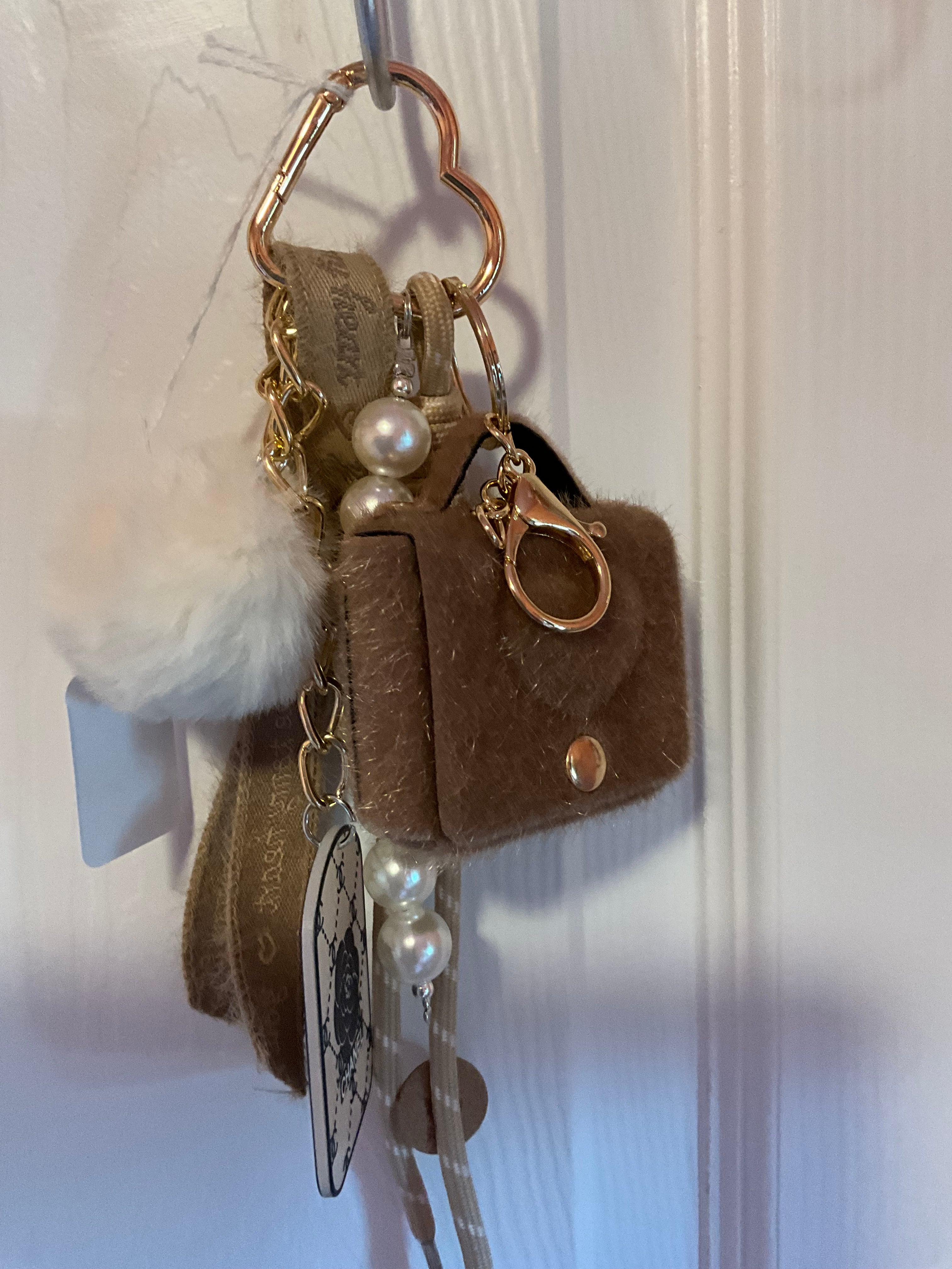 Classy purse/key chain